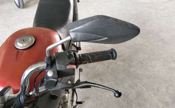 YAMAHA VIXION R