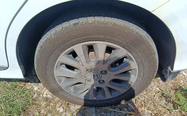 HONDA  MOBILIO  DD4 1.5E