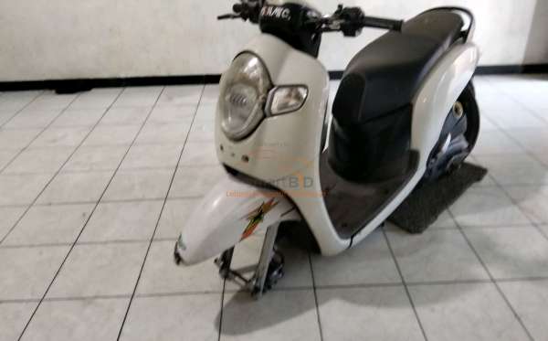 HONDA  SCOOPY