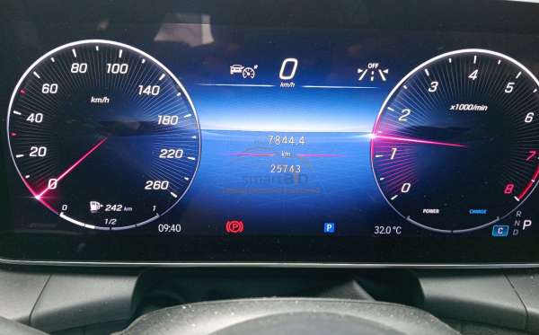 MERCEDES BENZ GLC 300