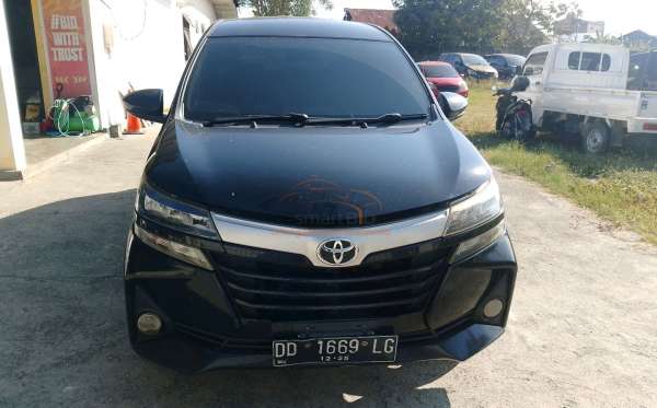TOYOTA AVANZA 1.3 E