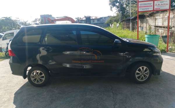 TOYOTA AVANZA 1.3 E