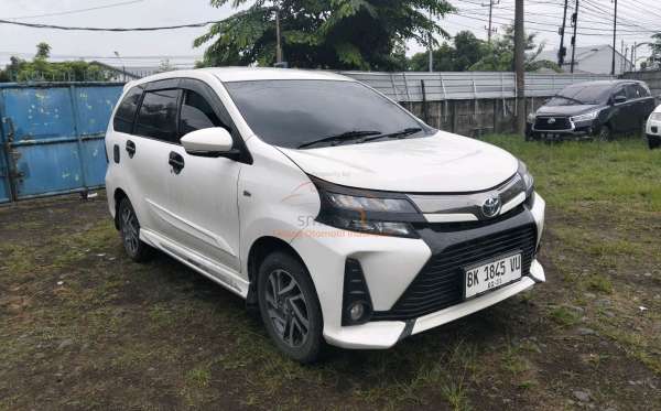 TOYOTA AVANZA