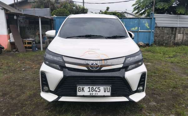 TOYOTA AVANZA