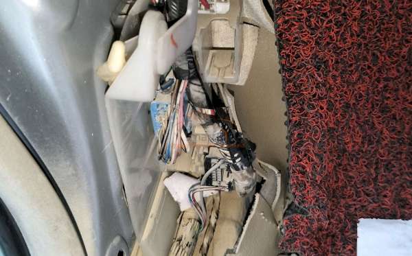 TOYOTA CAMRY V