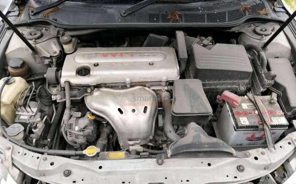 TOYOTA CAMRY V