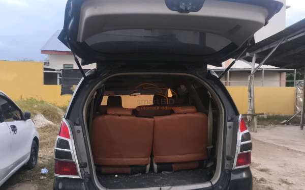 TOYOTA  INNOVA  G