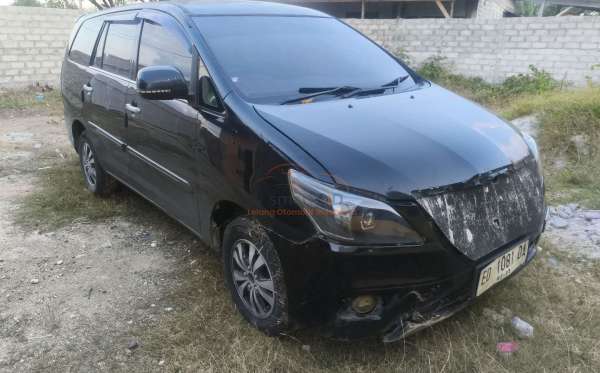 TOYOTA  INNOVA  G