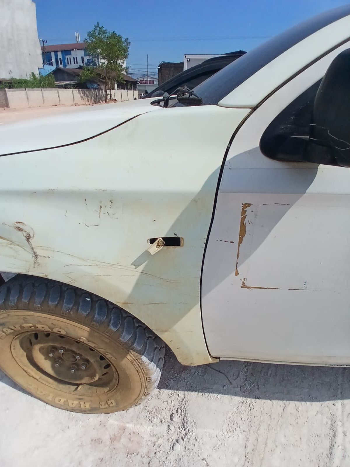 MITSUBISHI  TRITON DC HDX
