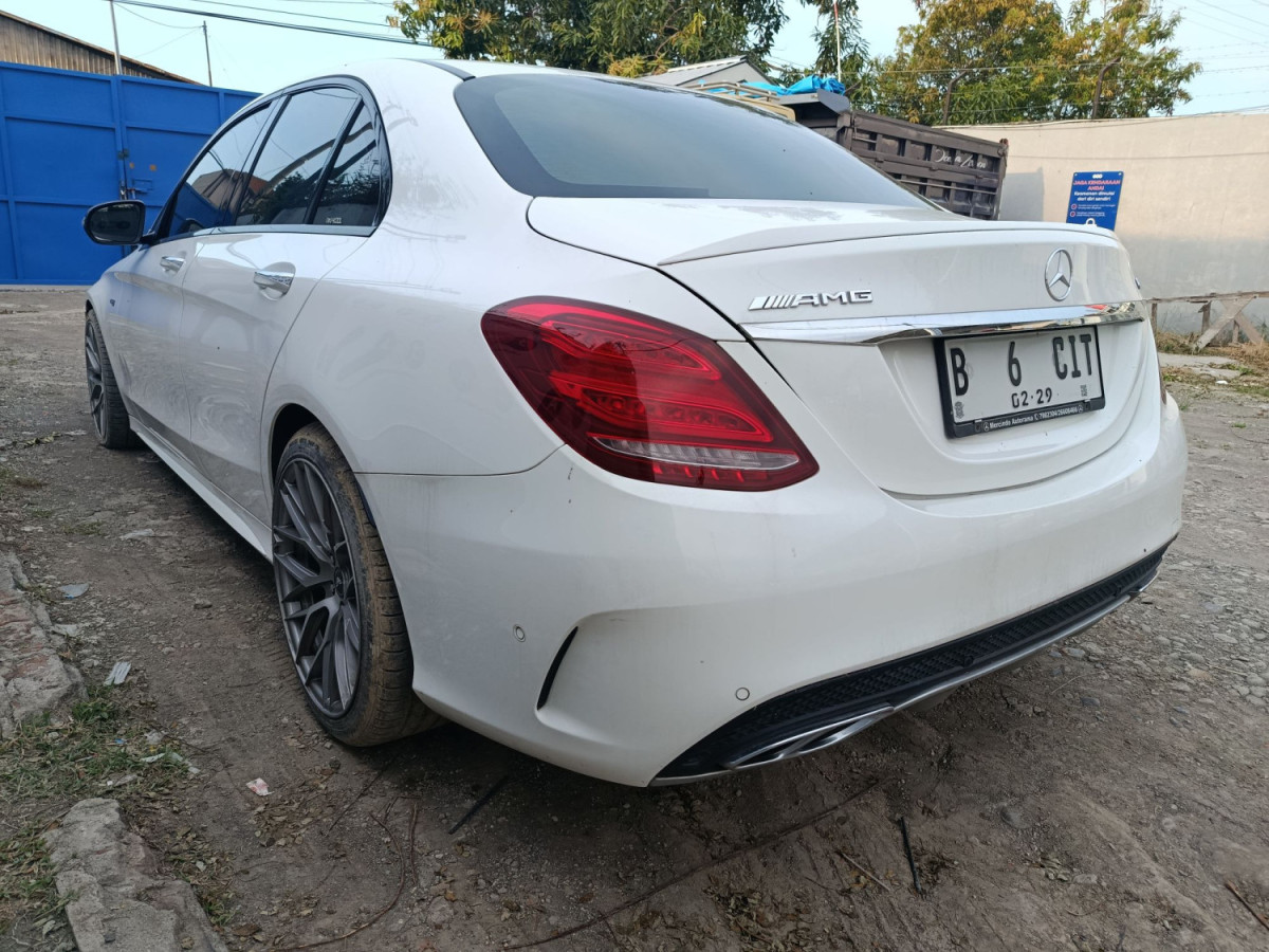 MERCEDES BENZ C43