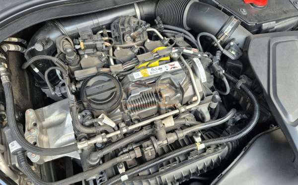 BMW  218I  GRAN COUPE CKD