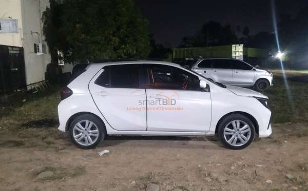 DAIHATSU AYLA