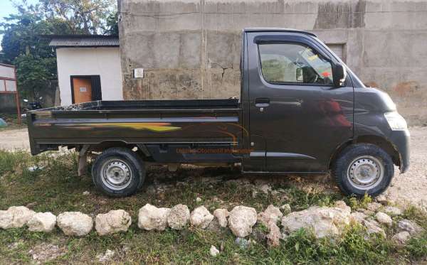 DAIHATSU GRAN MAX