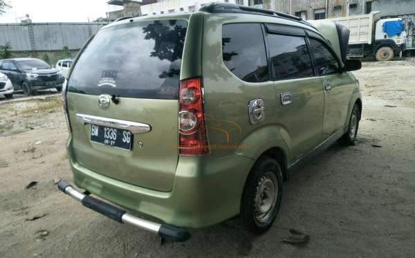 DAIHATSU  XENIA