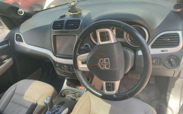 DODGE  JOURNEY
