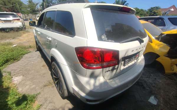 DODGE  JOURNEY