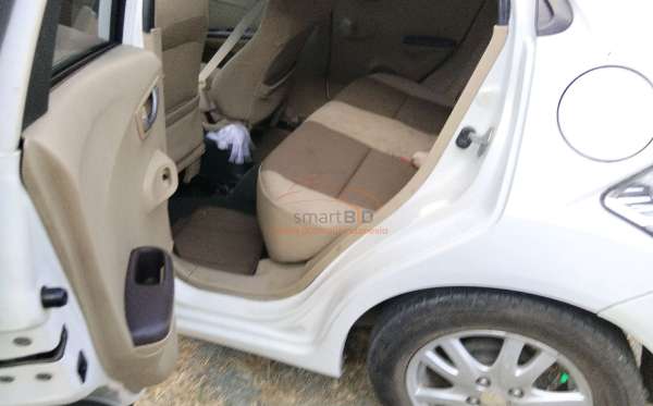 HONDA BRIO SATYA 1.2 E
