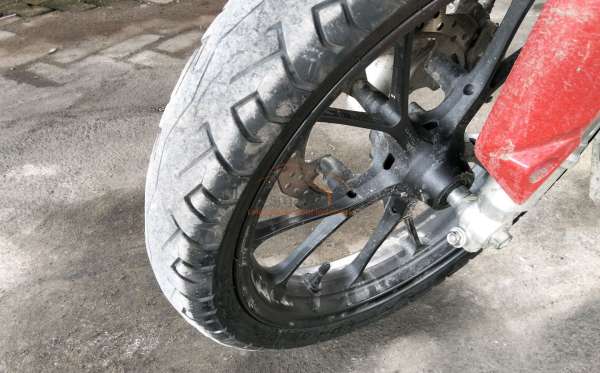 HONDA CBR 150 R