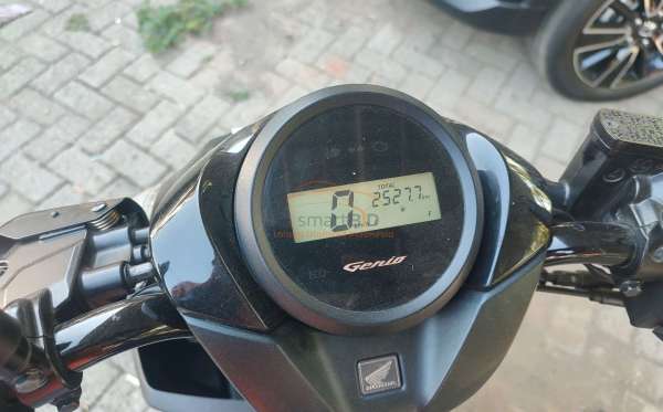 HONDA GENIO