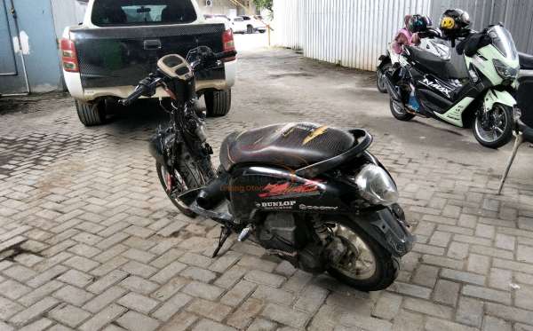HONDA  SCOOPY