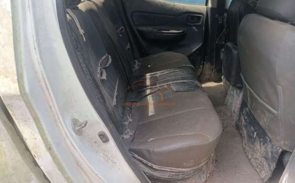MITSUBISHI DC HDX 4X4