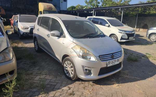 SUZUKI ERTIGA DX