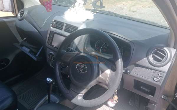 TOYOTA  AGYA  1.0 G