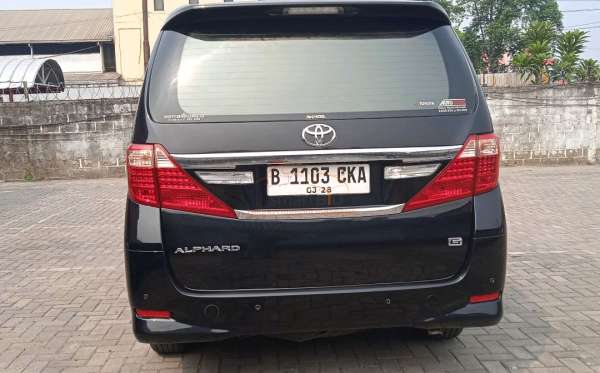 TOYOTA ALPHARD 2.4