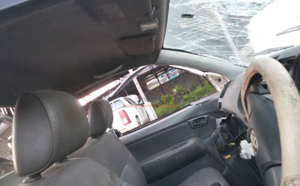 TOYOTA  HILUX  PICK UP