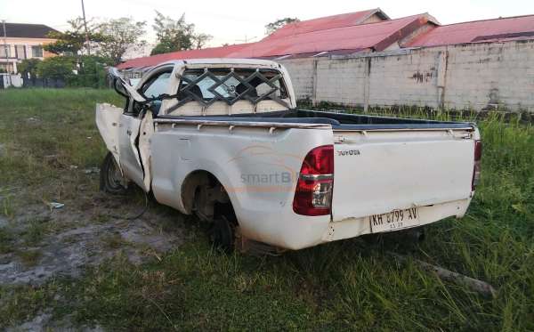 TOYOTA  HILUX  PICK UP