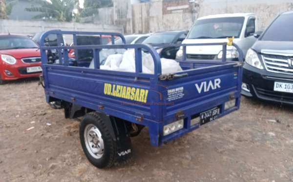 VIAR  V 15 RL