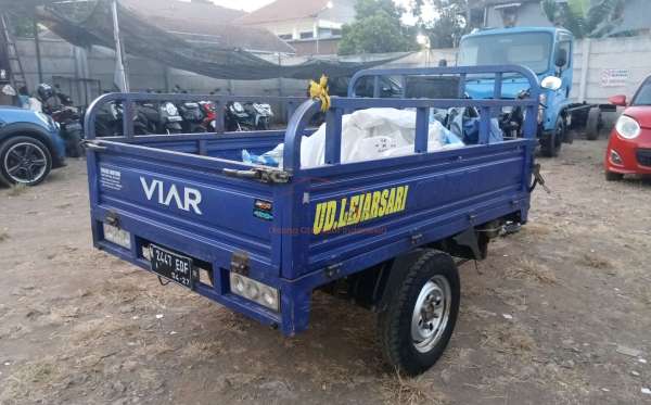 VIAR  V 15 RL