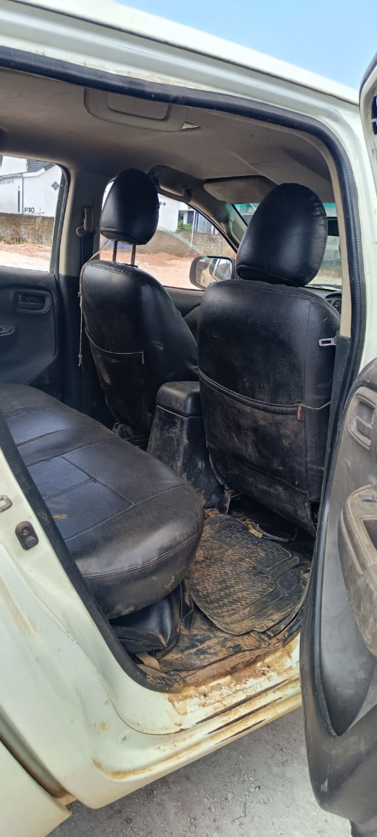 MITSUBISHI  TRITON DC HDX