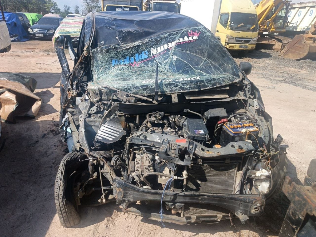 DAIHATSU  SIGRA  D