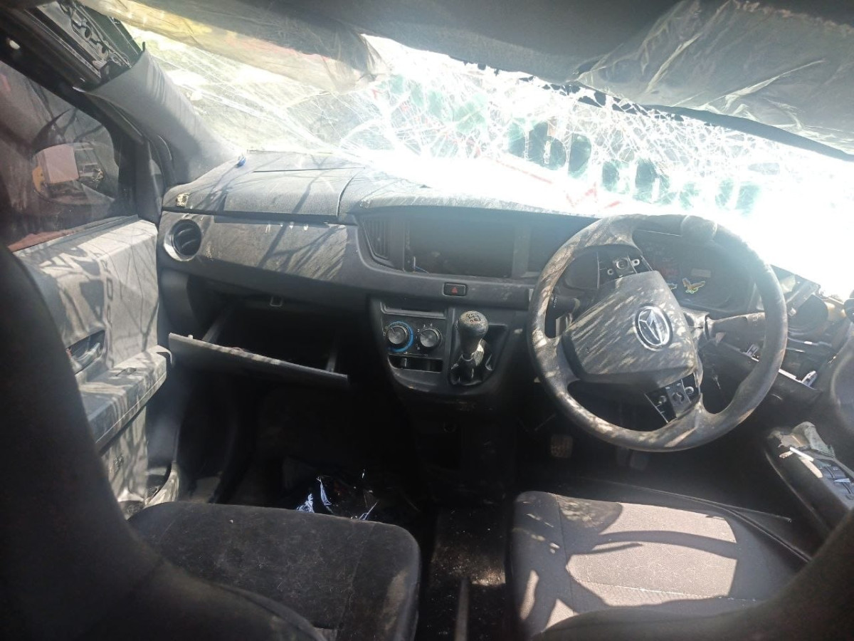 DAIHATSU  SIGRA  D