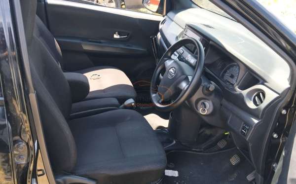 DAIHATSU SIGRA