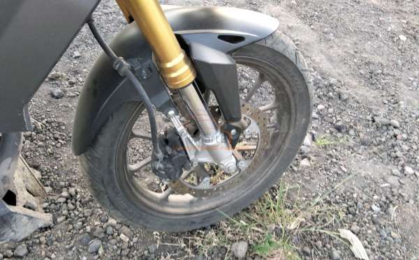 HONDA CB 150 R