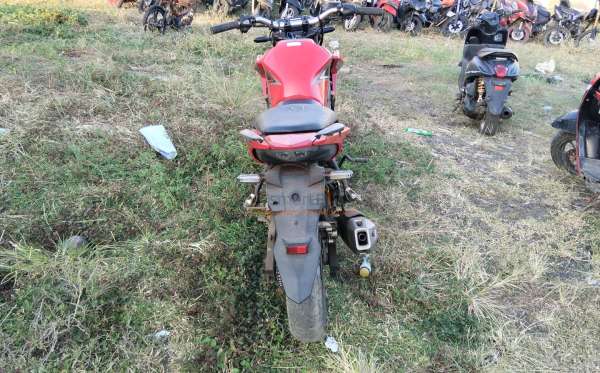 HONDA CB 150 R