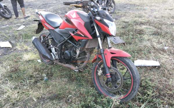 HONDA CB 150 R