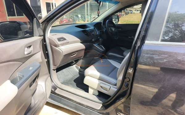 HONDA CR-V RM1 2WD 2.0
