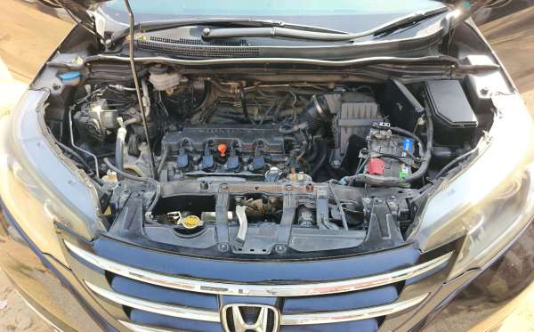 HONDA CR-V RM1 2WD 2.0