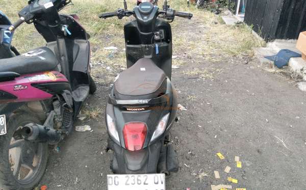 HONDA  GENIO