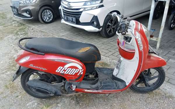 HONDA SCOOPY