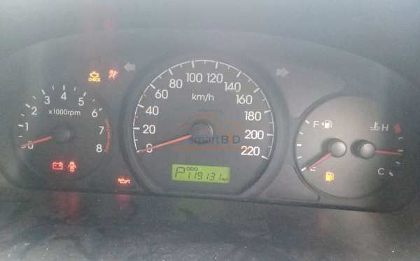 HYUNDAI H-1 2.4 AT