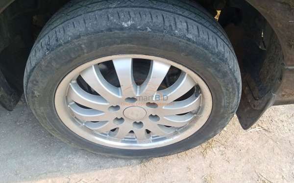 HYUNDAI H-1 2.4 AT