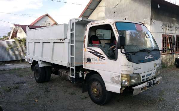ISUZU NKR 71 HD E2-1