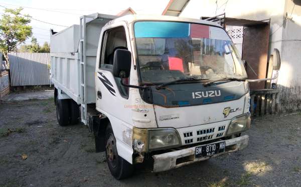 ISUZU NKR 71 HD E2-1