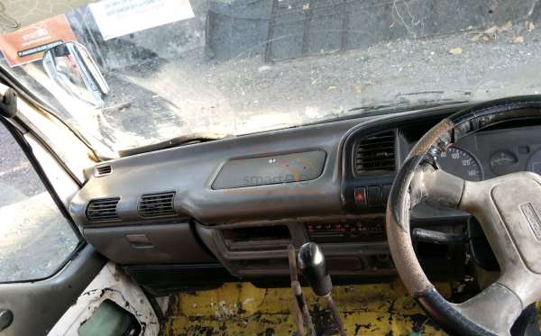 ISUZU NKR 71 HD E2-1