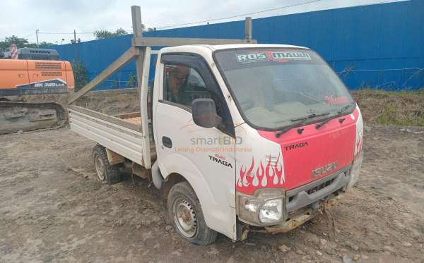 ISUZU PU