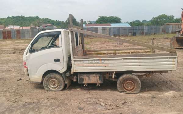ISUZU PU
